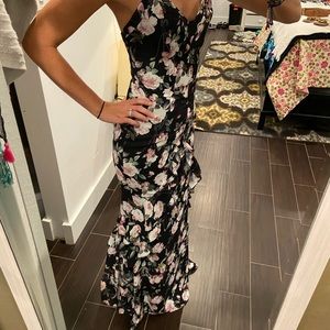 Gorgeous Jarlo floral dress